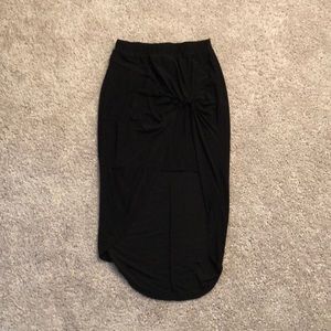 Black cinched skirt.